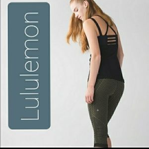 NWOT Lululemon In The Flow II